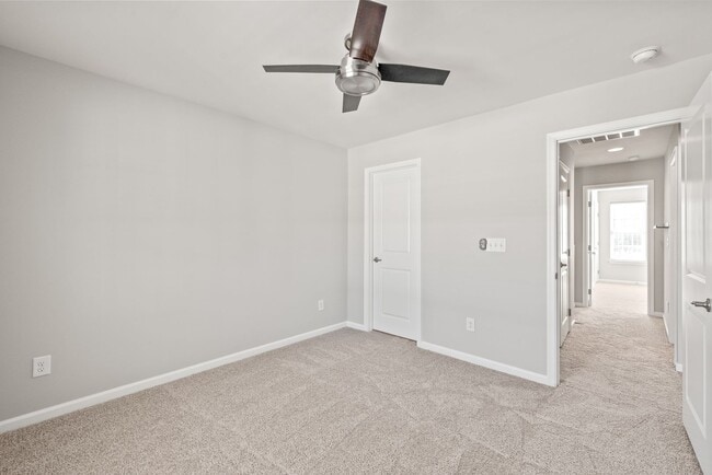 Building Photo - 3 Bedroom townhome in South Charlotte