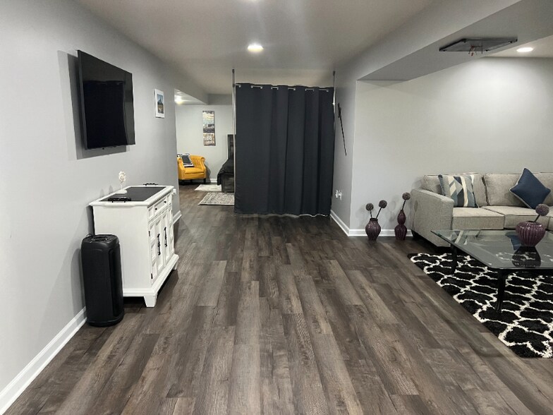 Building Photo - 23 Palladio Dr