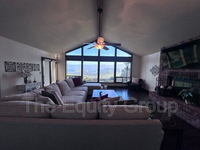 Building Photo - 531 High Sierra Dr