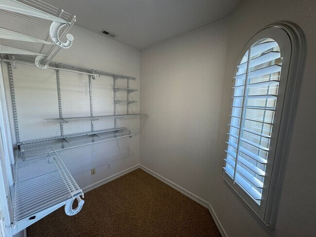 Building Photo - Gorgeous La Costa Executive Home – 5 Bed /...