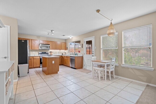 Building Photo - 3617 Hudgins Ranch Rd