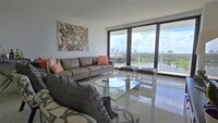 Building Photo - 3731 N Country Club Dr