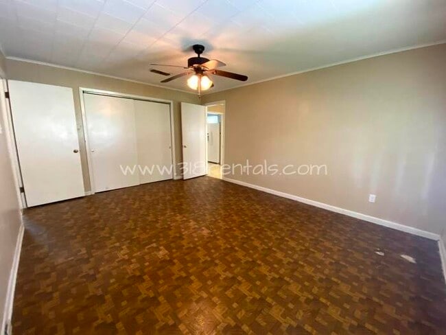 Building Photo - 357 Fontaine St