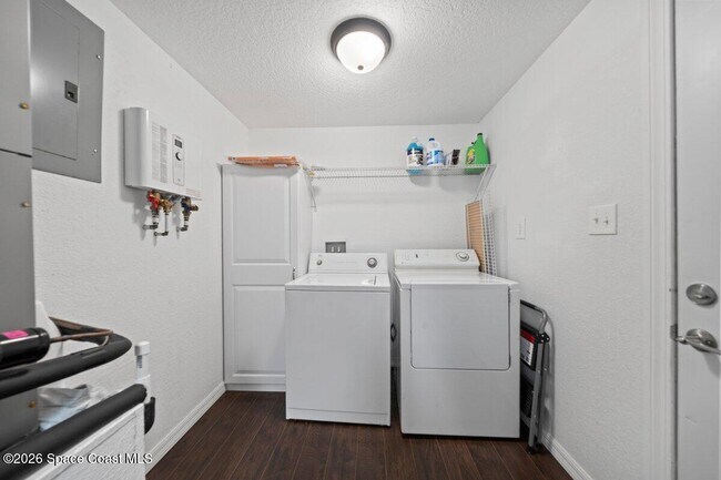 Building Photo - 6502 June Dr