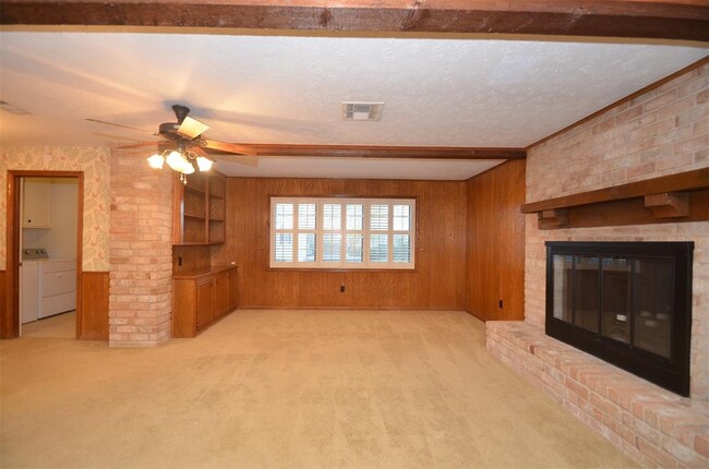 Building Photo - 13722 Lynnwood Ln