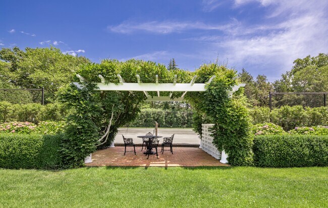 Building Photo - 59 First Neck Lane