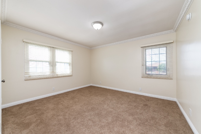 Building Photo - 2147 W 104th St