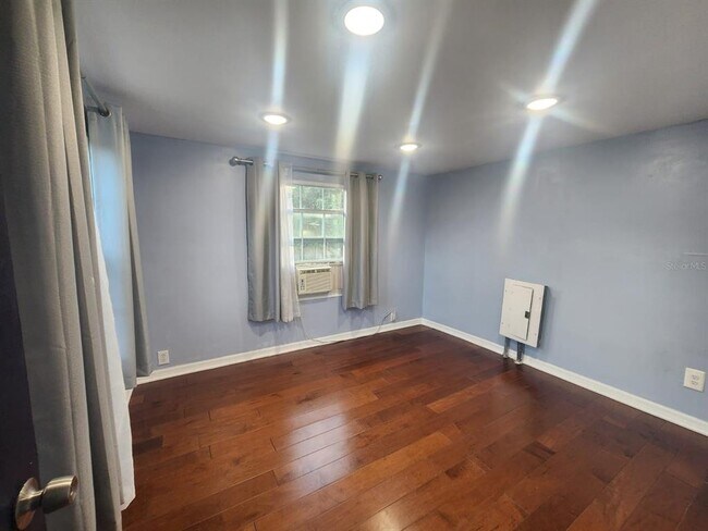 Building Photo - 17155 SW 17th Cir