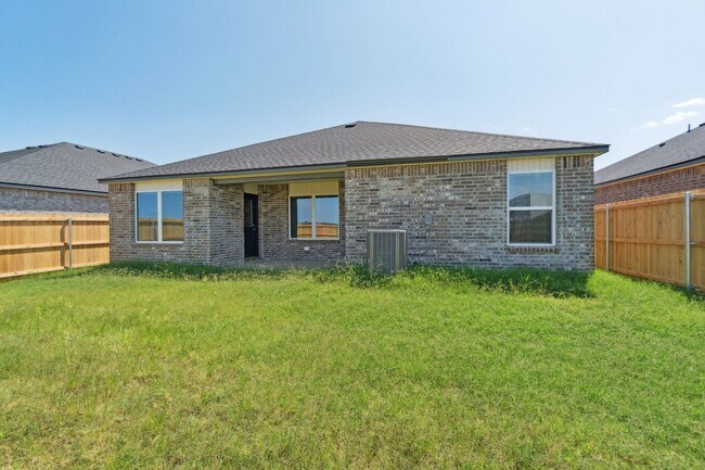 Building Photo - Edmond Rental