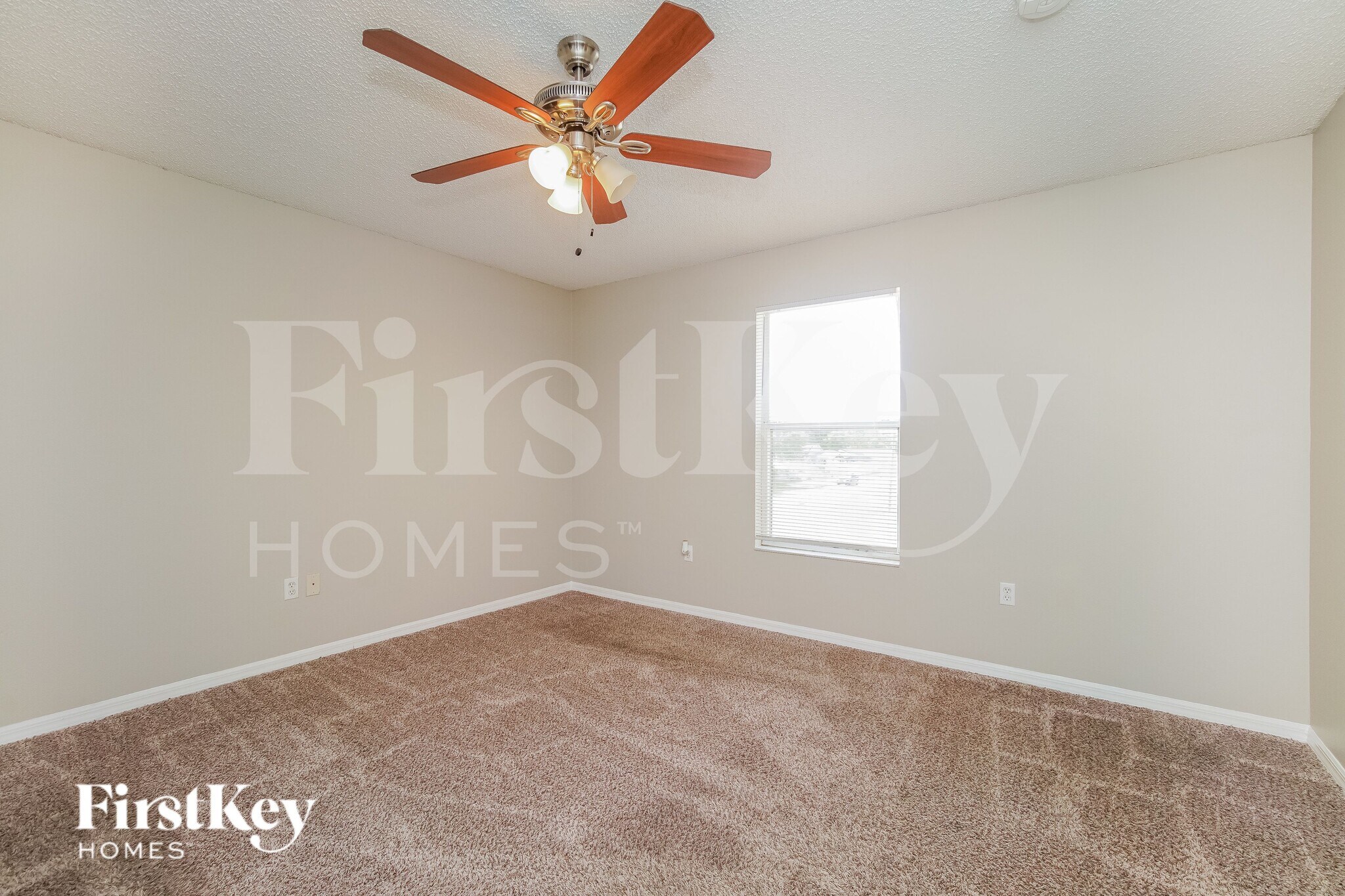 Building Photo - 660 Floridian Dr