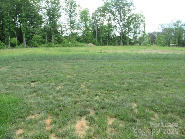 Building Photo - 3784 English Oak Dr