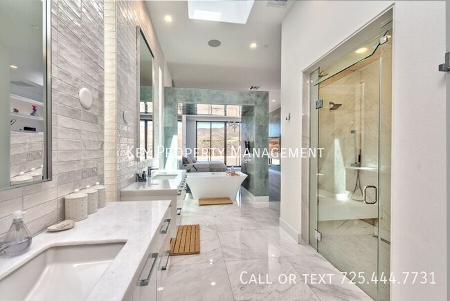 Building Photo - 702 Blackrock Rim Dr
