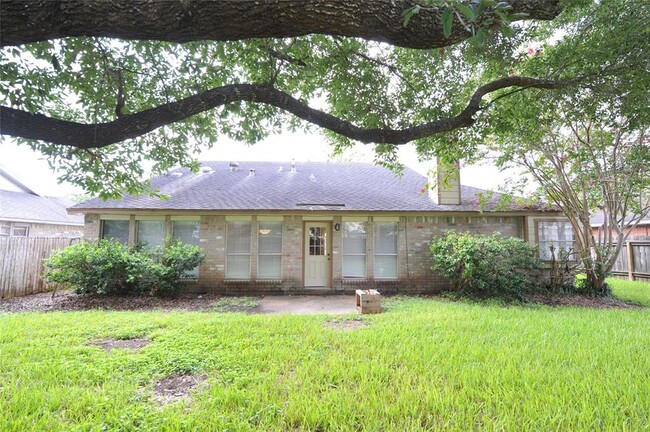 Building Photo - 3123 Redcliff Dr