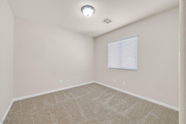 Building Photo - 609 Doubleshot Ln