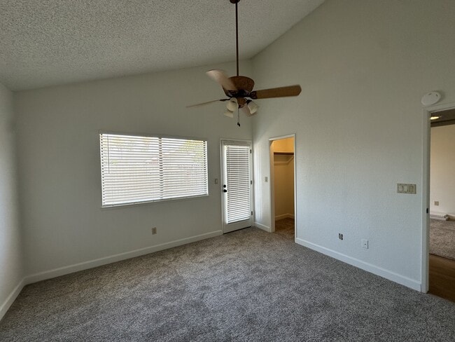 Building Photo - 3917 Jerome Way