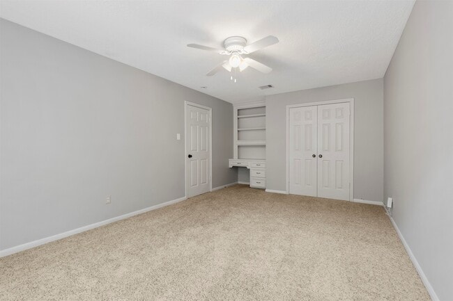 Building Photo - 16210 Chipstead Dr