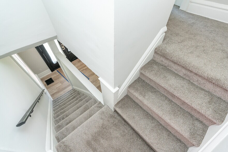 Stairs to Second Level - 2435 Summit St