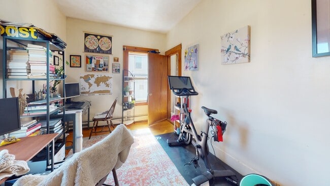 Building Photo - 40 Mozart St