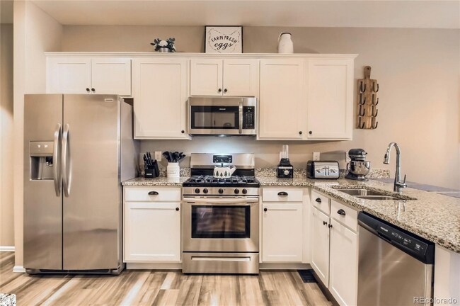 Building Photo - 11660 Parksouth Ln