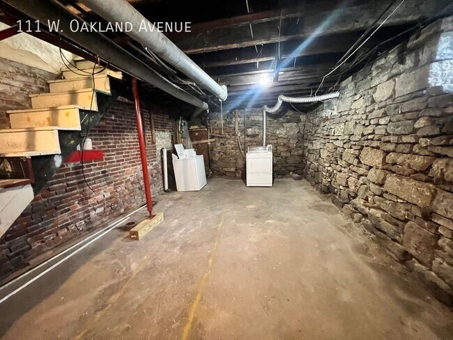 Building Photo - 111 W Oakland Ave