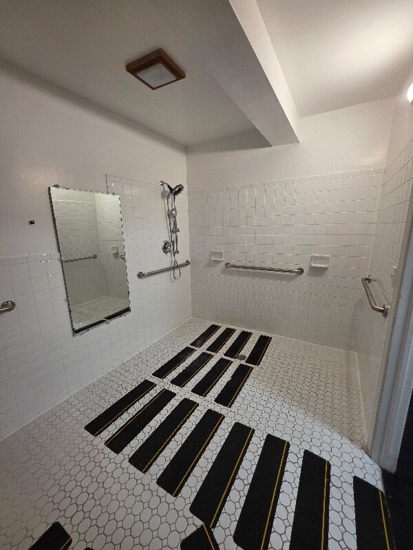 Building Photo - 38 S State St