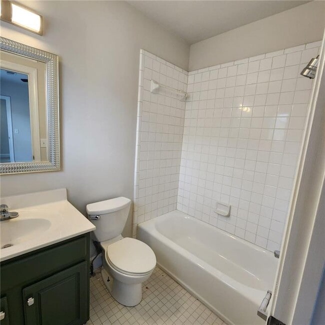 Building Photo - 687 Bonaventure Ave NE