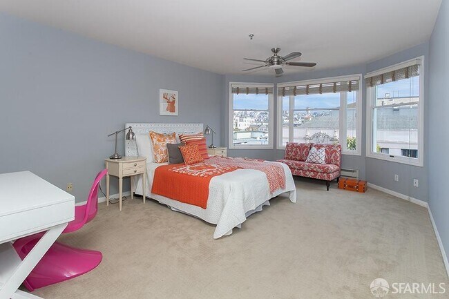 Building Photo - 3700 Divisadero St