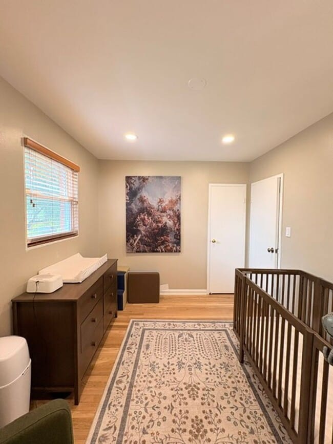 Building Photo - 13520 Grenoble Dr