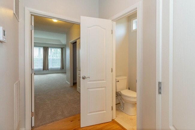 Building Photo - 391 Sheerer Dr