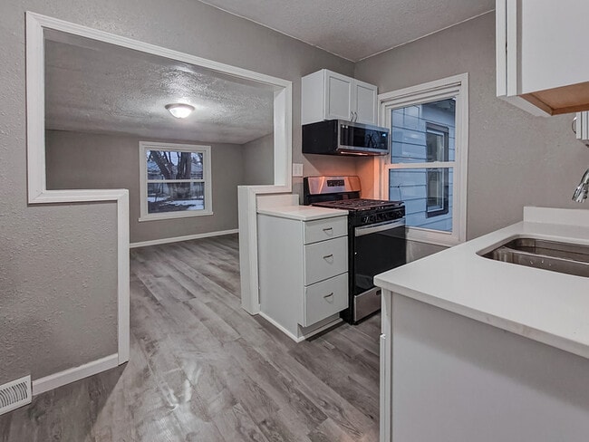 Building Photo - (RENT-TO-OWN AVAILABLE):