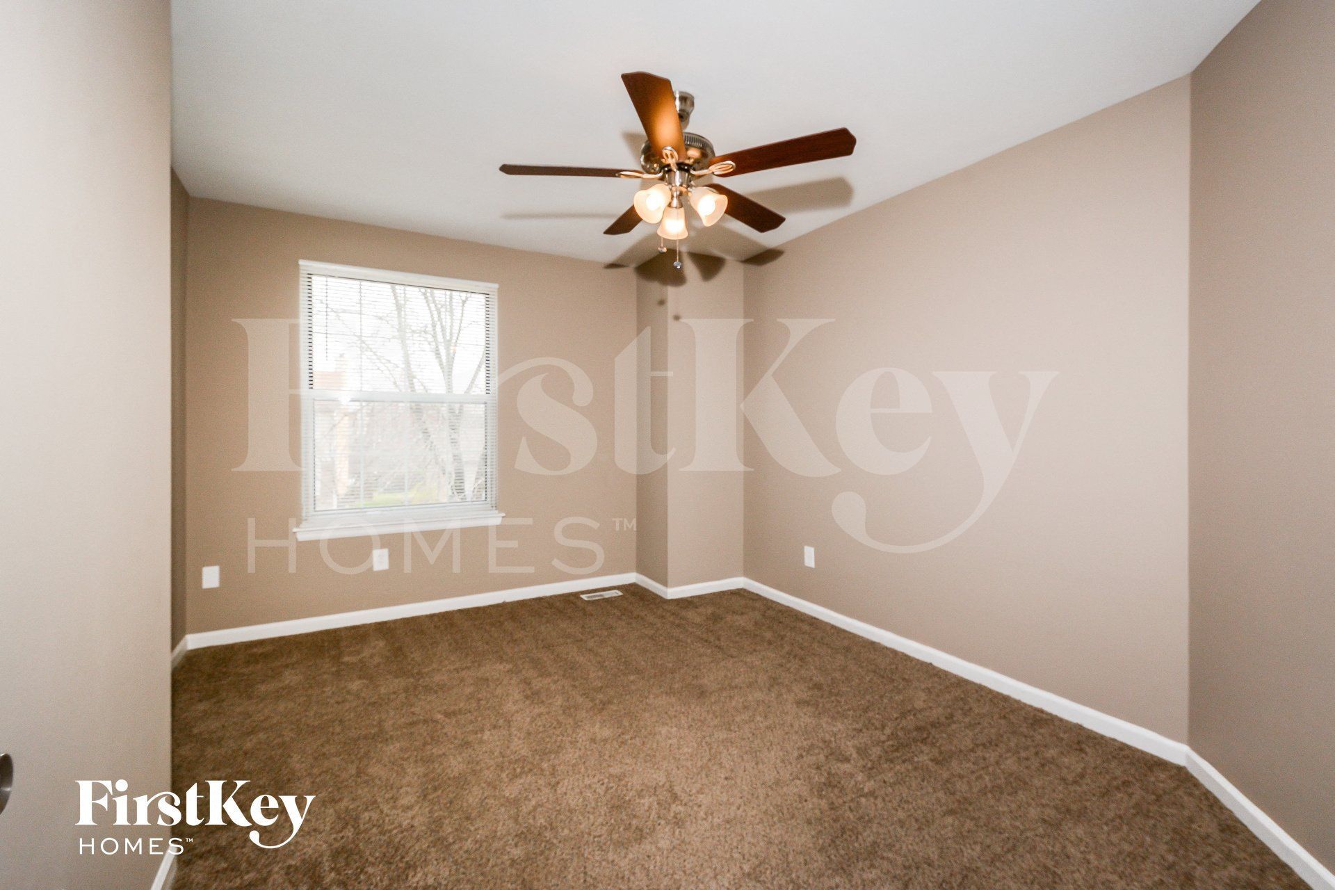 Building Photo - 3081 Willow Creek Estates Ct