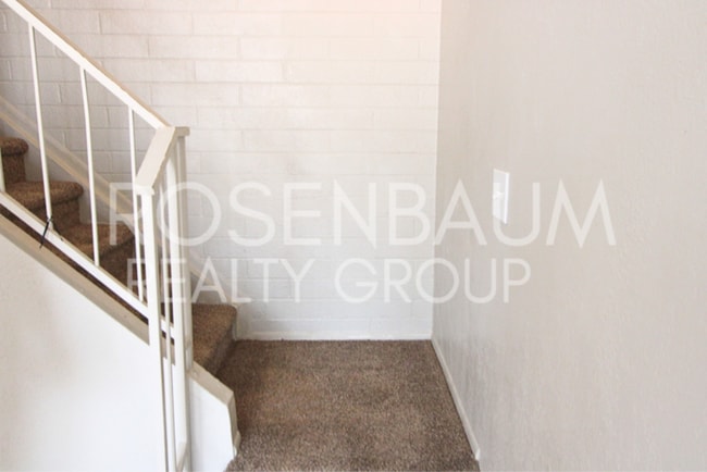 Building Photo - 4603 E Jones Ave