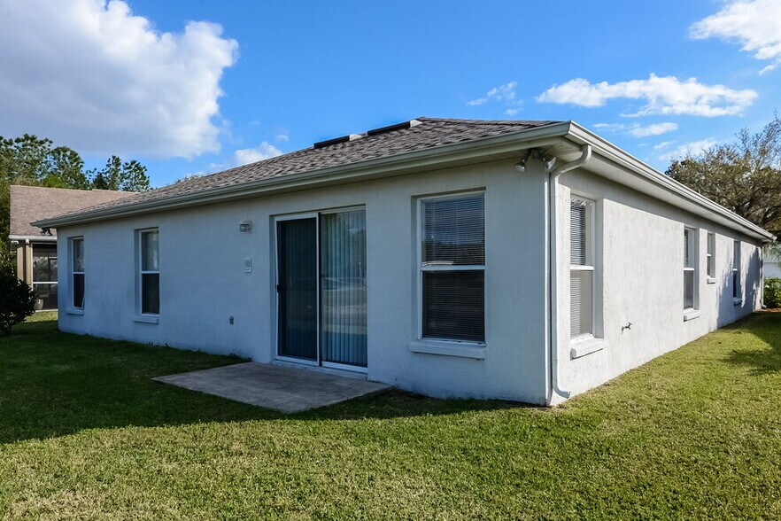 Building Photo - 26641 Sea Hero Cir