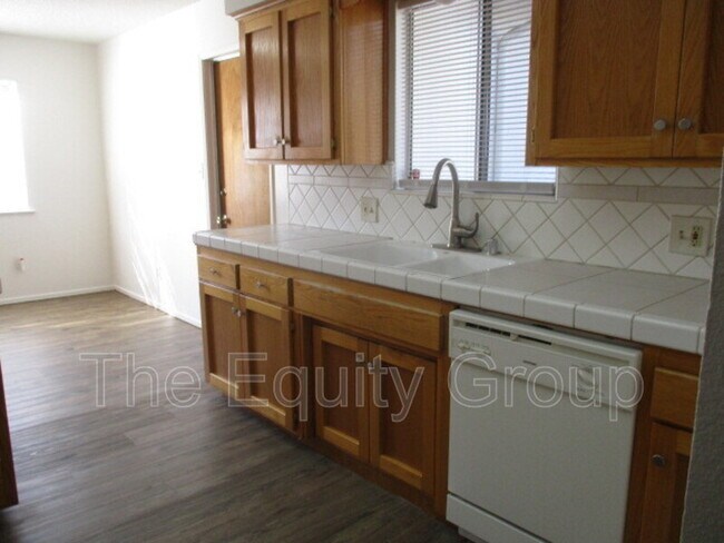 Building Photo - 1642 S West St