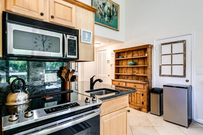 Building Photo - 11863 Wimbledon Cir