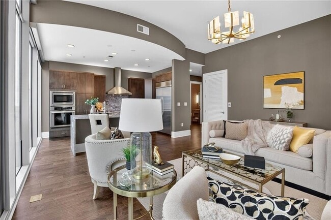 Building Photo - 1065 Peachtree St NE