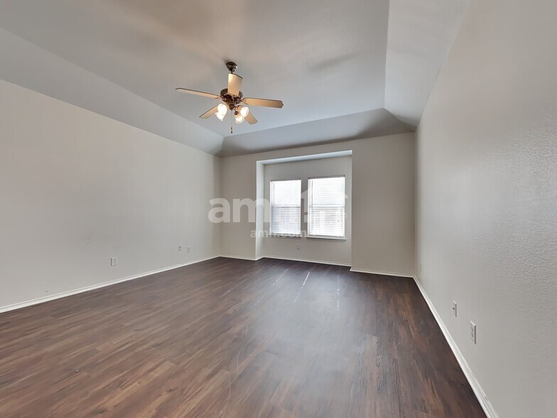 Building Photo - 1626 Wildflower Dr