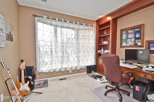 Building Photo - 3257 Doral Ct