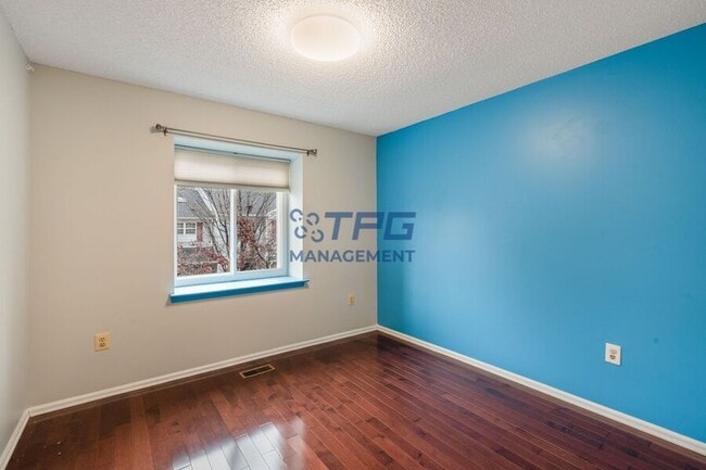 Building Photo - 26 Catherine Ct