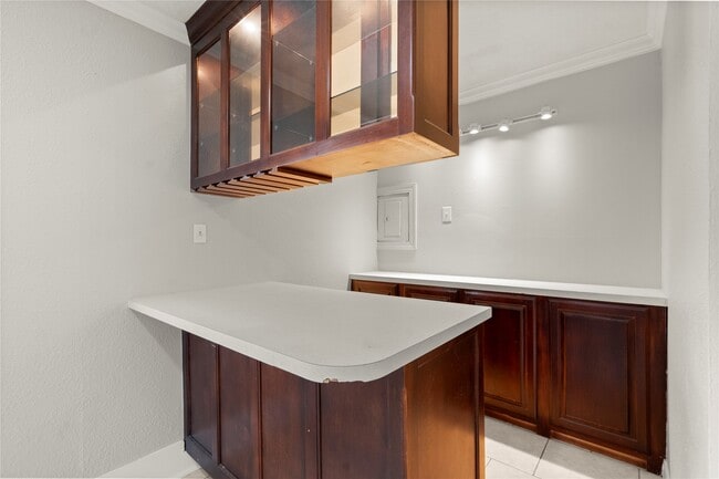 Building Photo - 907 Northbend Dr