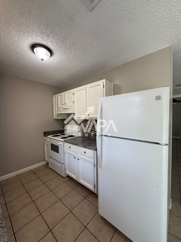 Building Photo - 7087 Settlers Ridge