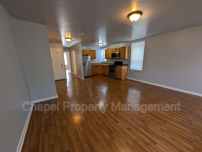 Building Photo - 1346 N 27th St