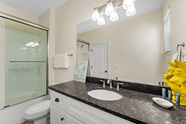 Building Photo - 4555 Grand Key Loop W