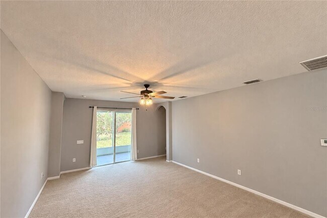 Building Photo - 152 Highland Meadows Ave