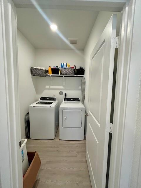 Building Photo - 1215 Shady Pnes Dr