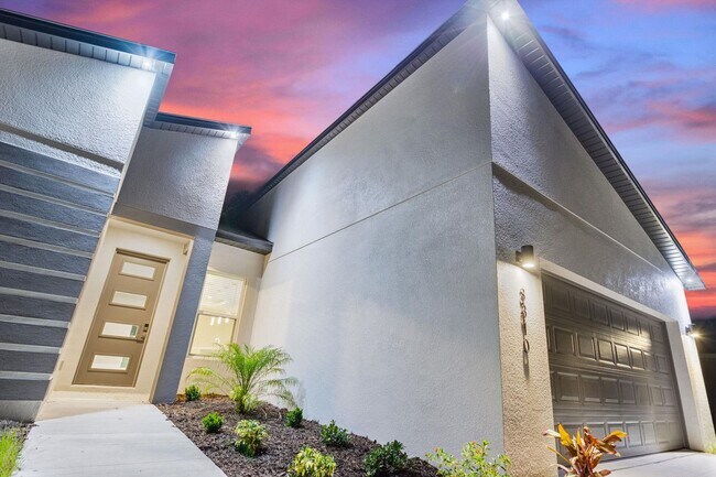 Building Photo - Deposit-Free! Modern, energy efficient hom...