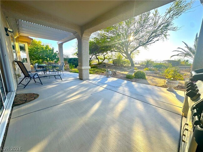 Building Photo - 2988 Yellow Springs Ct