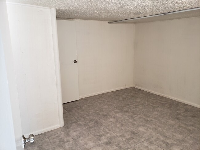 Building Photo - 13207 Ramona Ave