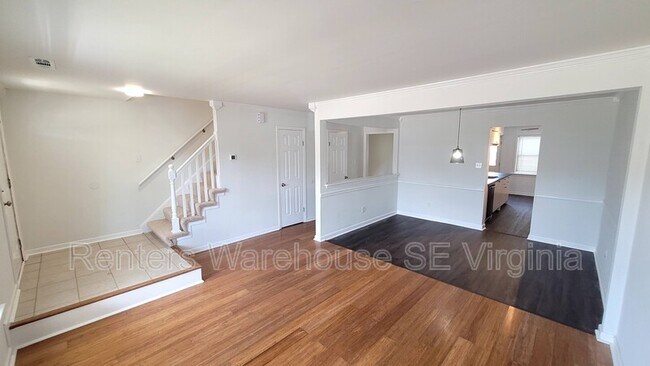 Building Photo - 1593 Sword Dancer Dr