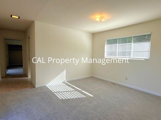 Building Photo - Beautiful 3-Bedroom Pebble Beach Home!